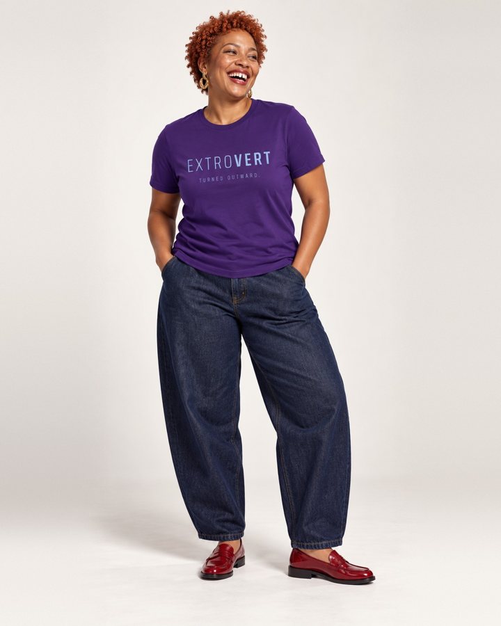 Extrovert tee
